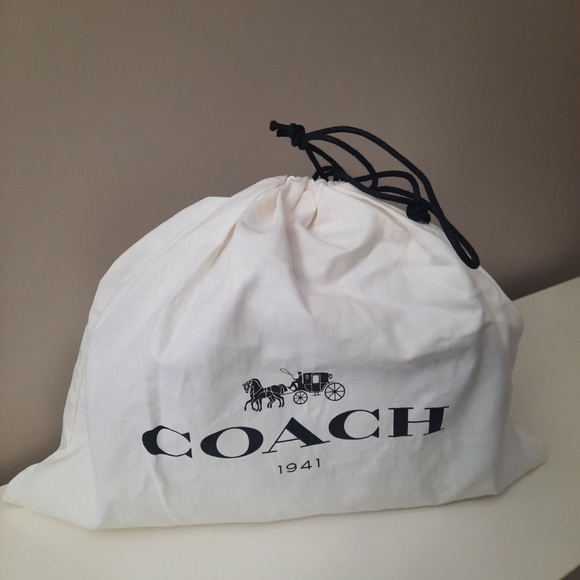 Graham Crossbody bag - Picture 2 of 3